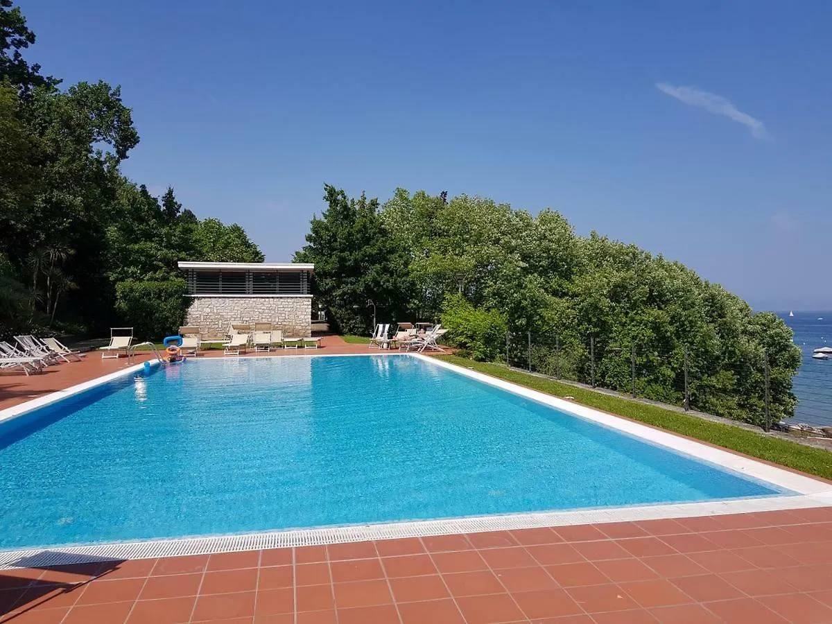 Luxury Apartment Padenghe sul Garda