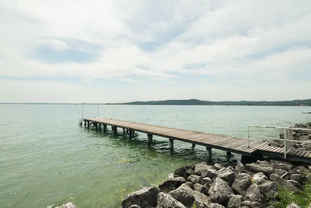 Luxury Apartment Padenghe sul Garda