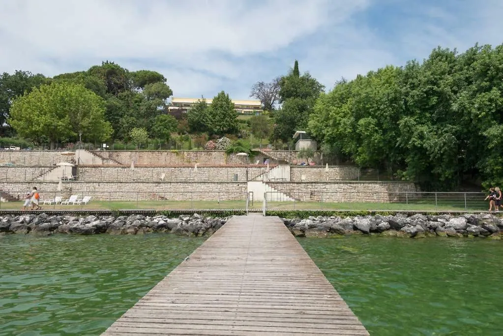 Luxury Apartment Padenghe sul Garda 0*,